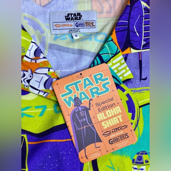 Disney Star Wars SHAG Geeki Tiki Button Up Aloha Shirt Size S Special Edition - Picture 8 of 15